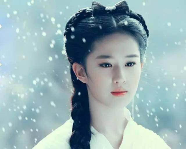 娱乐圈吃瓜刘亦菲是谁,娱乐圈吃瓜界的焦点人物  第2张